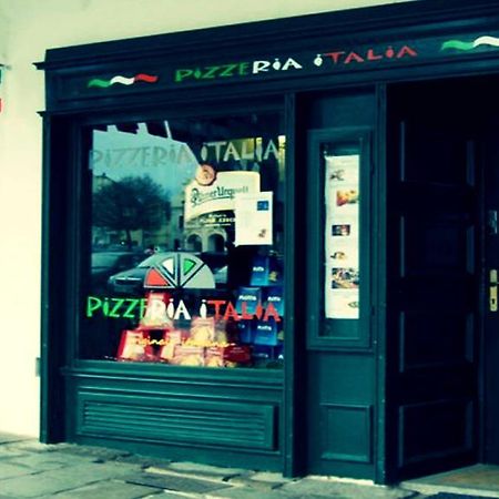 Penzion Pizzeria 텔치 외부 사진